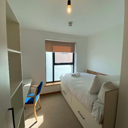 Regency Hall Smart Cheltenham Ensuite Rooms B ภายนอก รูปภาพ