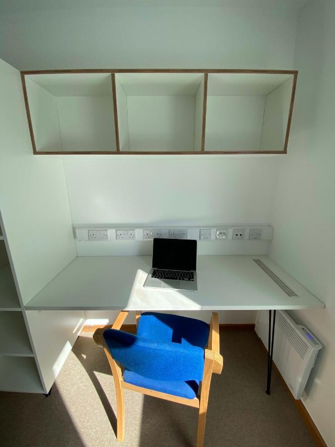 Regency Hall Smart Cheltenham Ensuite Rooms B ภายนอก รูปภาพ